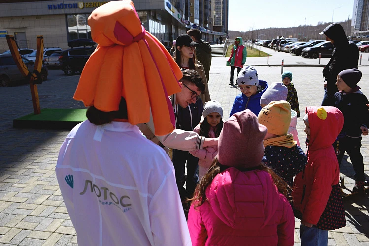 МЦ «ЛОТОС» принял участие благотворительном празднике для жителей ЖК Ньютон!