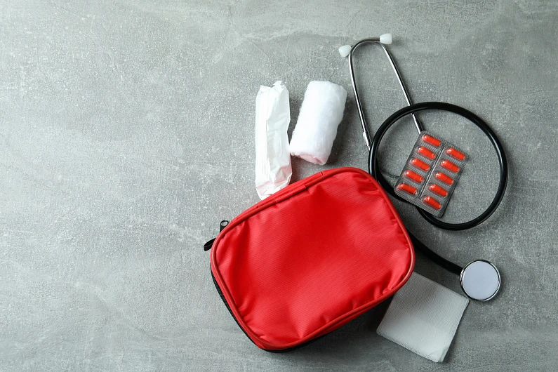 Обслуживание по договорам добровольного медицинского страхования (ДМС)