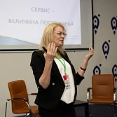 Руководитель служба сервиса заботы о клиентах Медицинского центра «Лотос» выступила спикером на "Неделе предпринимателя Челябинской области 2022